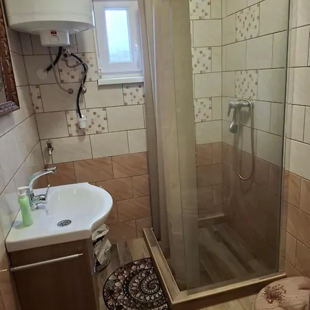 Juci Apartament Vonyarcvashegy