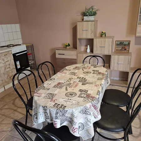 Juci Apartament Vonyarcvashegy
