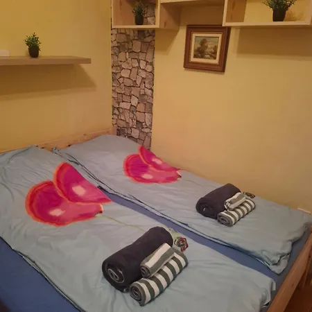 Juci Διαμέρισμα Vonyarcvashegy
